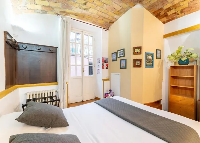 British Corner, Central Cozy Loft With Garden 10 Min From Center